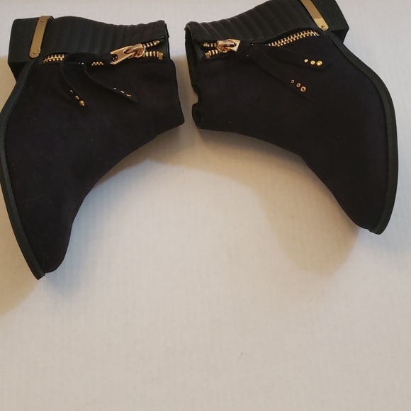 GC Shoes - GC Zarra Moto Boots in size 8.5